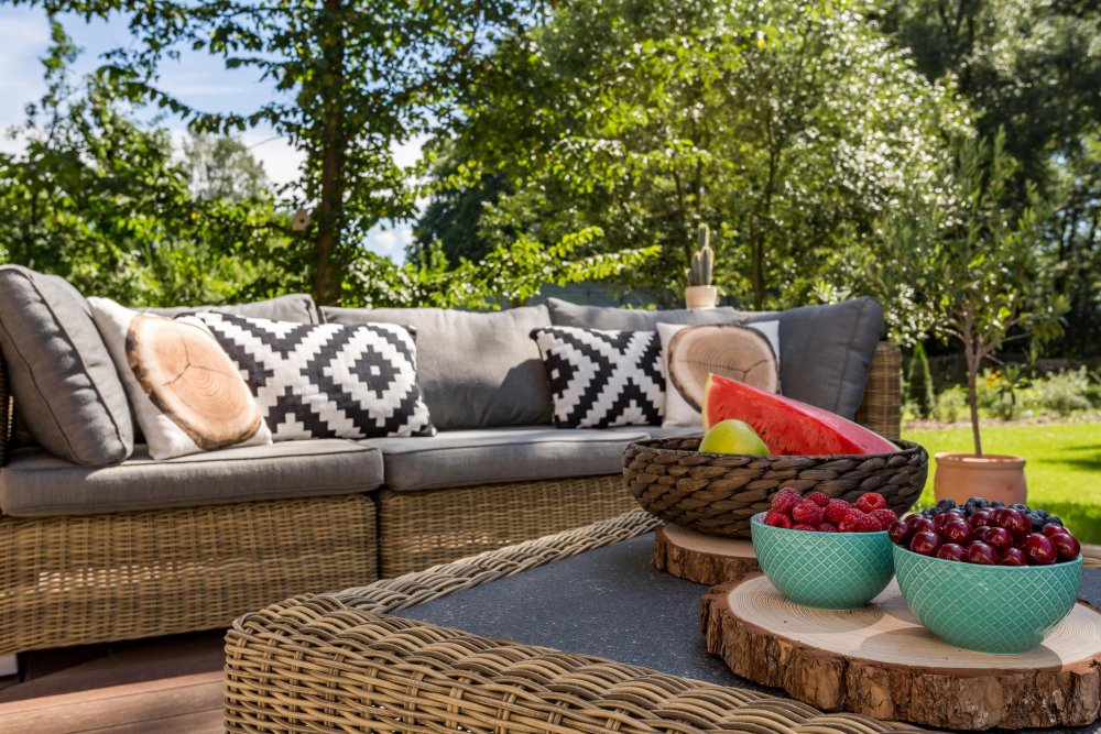 Outdoor Styling Secrets: Creating Stunning Exterior Living Spaces